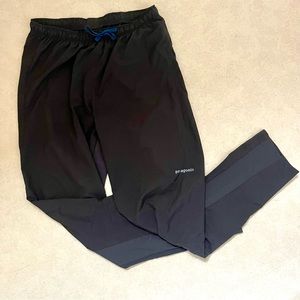 Patagonia ultra lightweight hiking / running pants, drawstring waist, leg snaps